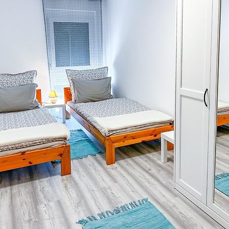 Komfort Home Bursport Bt. Haz 발라톤페니베스 외부 사진