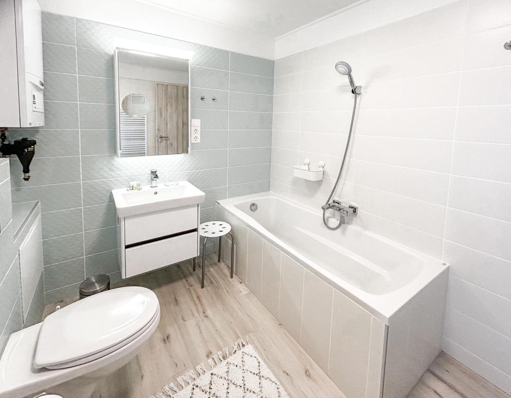 Komfort Home Bursport Bt. Haz 발라톤페니베스 외부 사진